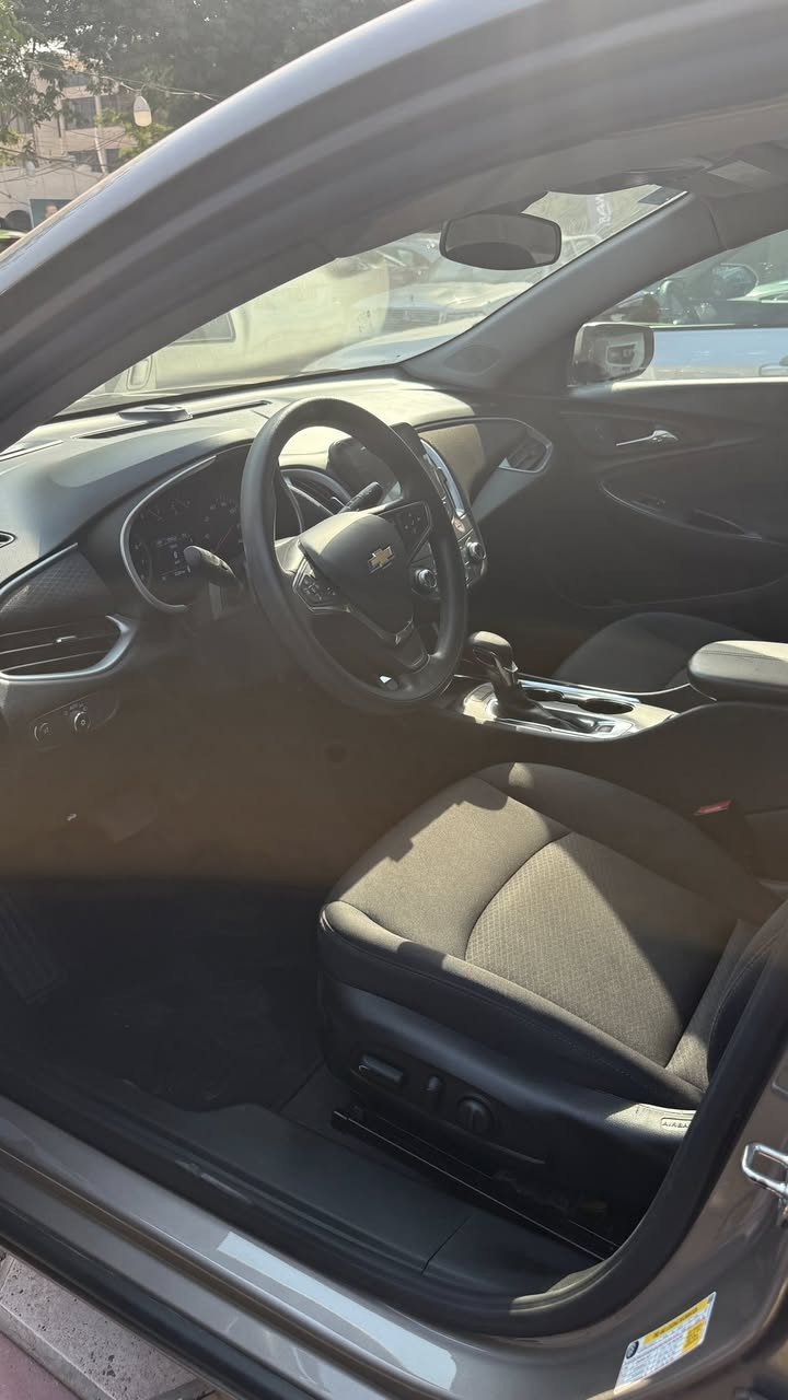 _ النوع : [ Chevrolet malibu Lt]
_ الموديل: [2024]
_ المواصفات: [ شاشة – ابل كار بلاي – بصمة - صندوق كهرباء - رادار - …]
_ الكيلومتر: [33,000km ]
_ الضرر : [ البابين مبدل اصلي و مصبوغ و الجاملخ مصبوغ ]
_ الموقع : بغداد - الجادرية
_ للاستفسار : ***********]
