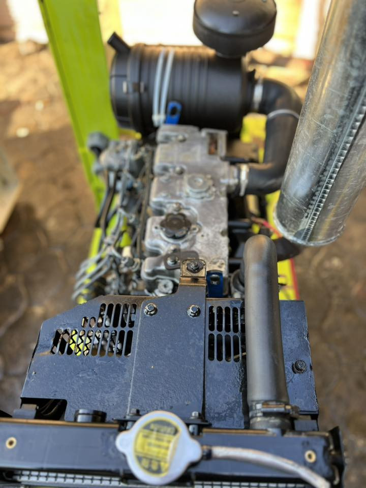 النوع بيركنز بزون  أربعه بستم إنكليزي الأصلي  🇬🇧
نوع التوليد لوري سومر فرنسي 🇫🇷 
السعه 20kva
المحرك ورأس التوليد مشروط من الفتح والتبديل ثري فيز + نظام حمايه متكامل واطفاء وتشغيل ذاتي ( اوتو ) 
 للاستفسار 
‏***********
