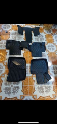 سيارة ٧ راكب • اكسسوارات • محتاج