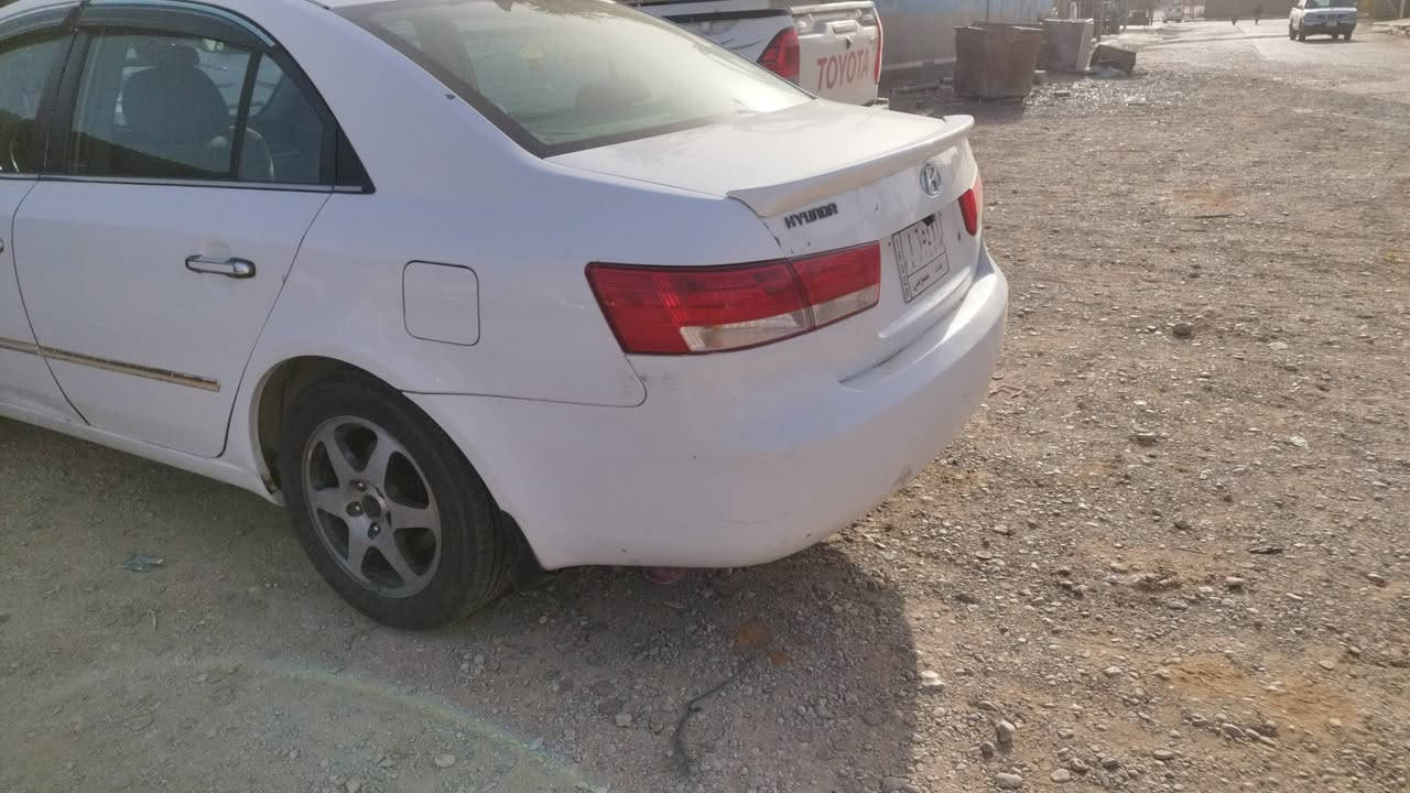 السلام عليكم
سوناتا 2006 وارد امريكي محرك 2000 حساسين رقم بغداد بأسمي  كفاله محرك وكير وعيب شرعي فقط مداكر امامية وخشم البنيد تعمير غير مبدلات تبريد شغال شاشة اندرويد وكامرة خلفية
تراي العرعر اراوس بأوباما 2010 خصوصي اصولي وحسب الاتفاق مكان السيارة بالناصرية ***********.. *********** واتساب
