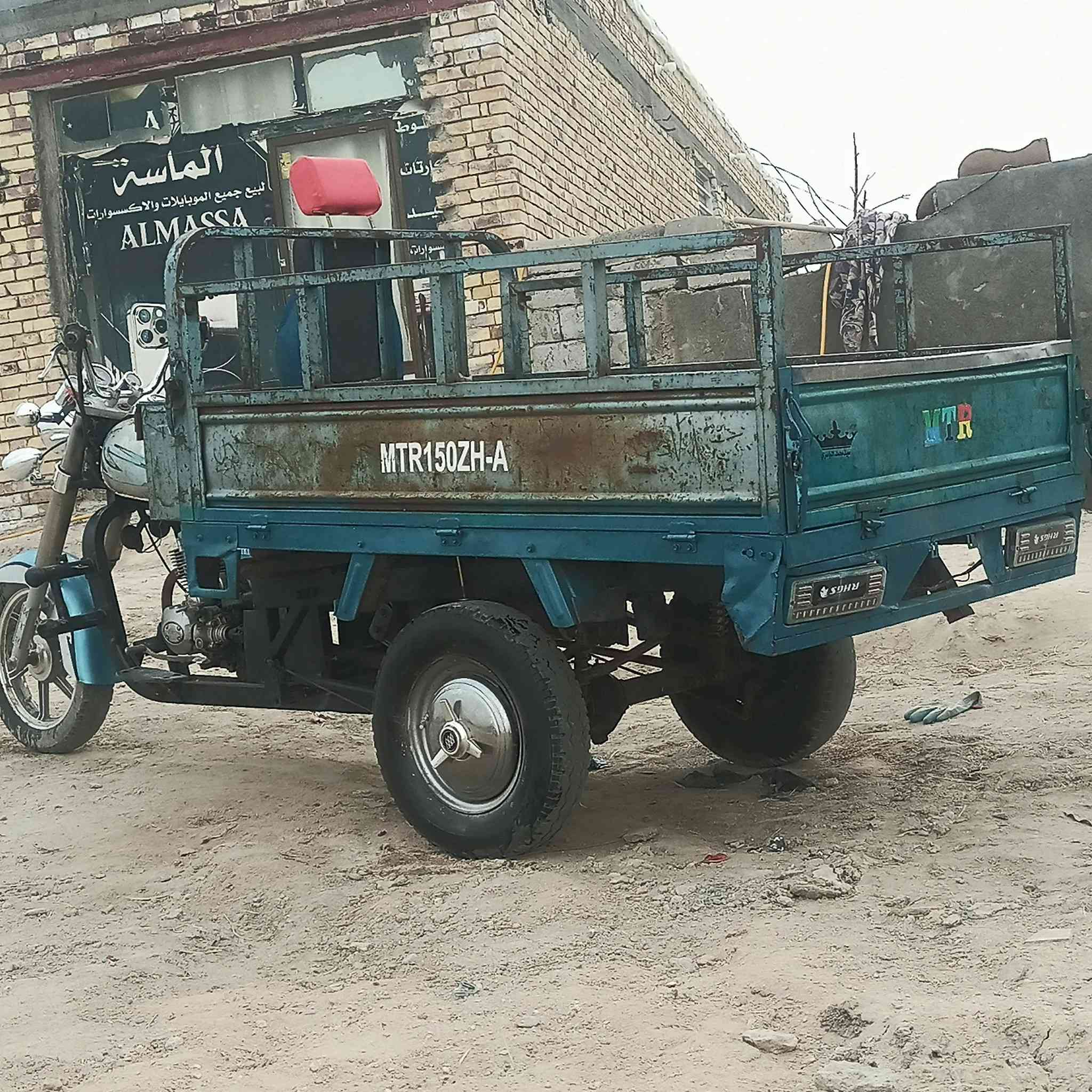 السلام عليكم ستوته للبيع موديل 2019 اوراق اصولي دراجه مقفوله كفاله عامه مكان الرميثه ***********
