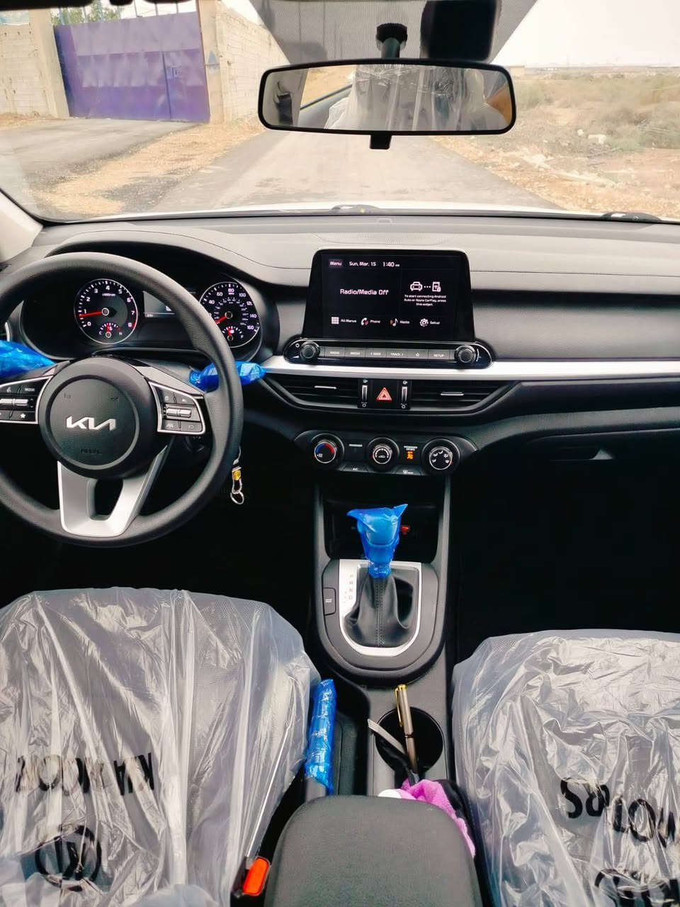 السلام عليكم 
                     اخوان كيا فورتي للبيع موديل 24 
دخول جديد السعر بدون لوحات 155$
السياره حييل نضيفه معنى الكلمه
حادث جاملوغ فقط والباب شبر بارد 
***********
