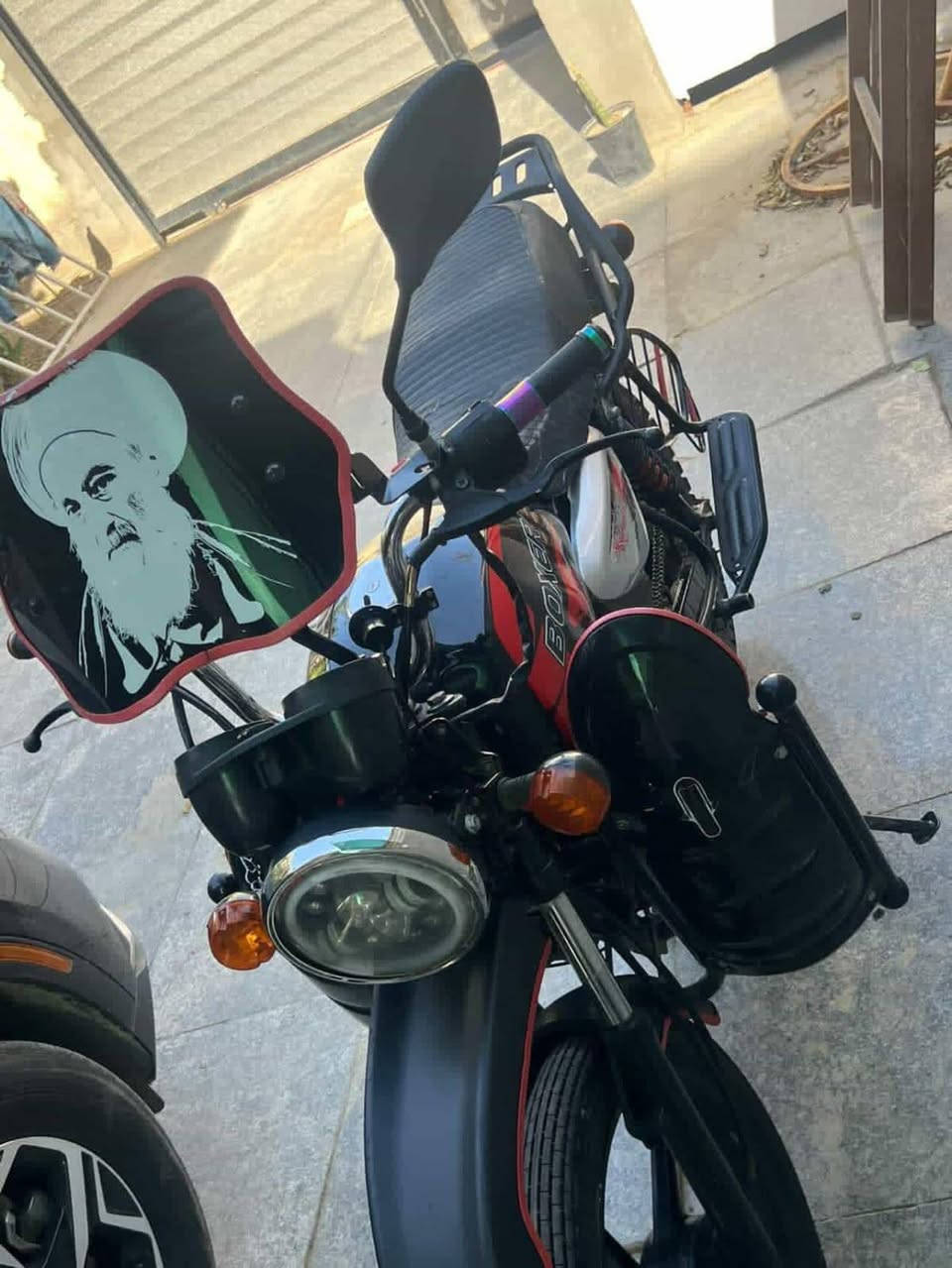 السلام عليكم.
مكلف بالنشر متاح بوكسر محرك دايون محرك 200 مكان حله اوراق اصولي اخذتهه 5 اوراق موديل 2021 الرقم ***********
