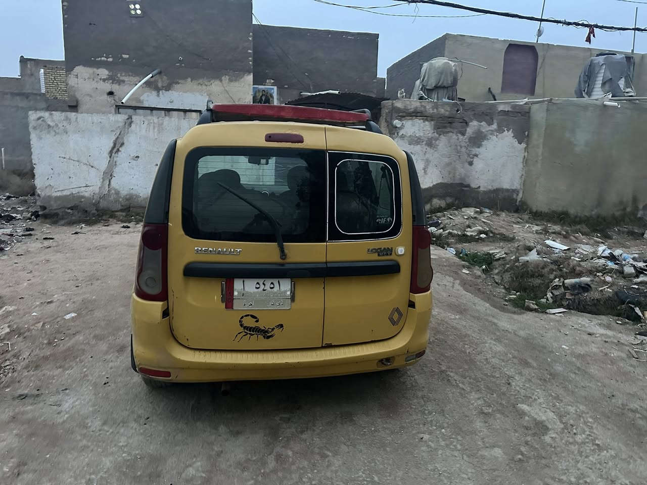 رينو 2010 جاهزه مصفره هئيه وغرمات بيع ومراوس***********
