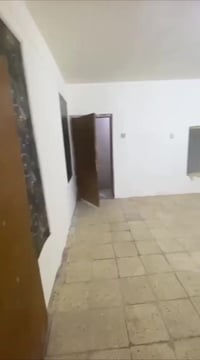 بيت مساحه 130 صب مسلح طابق واحد جاهز للسكن فارغ حاليا سعره فقط بيع سري...