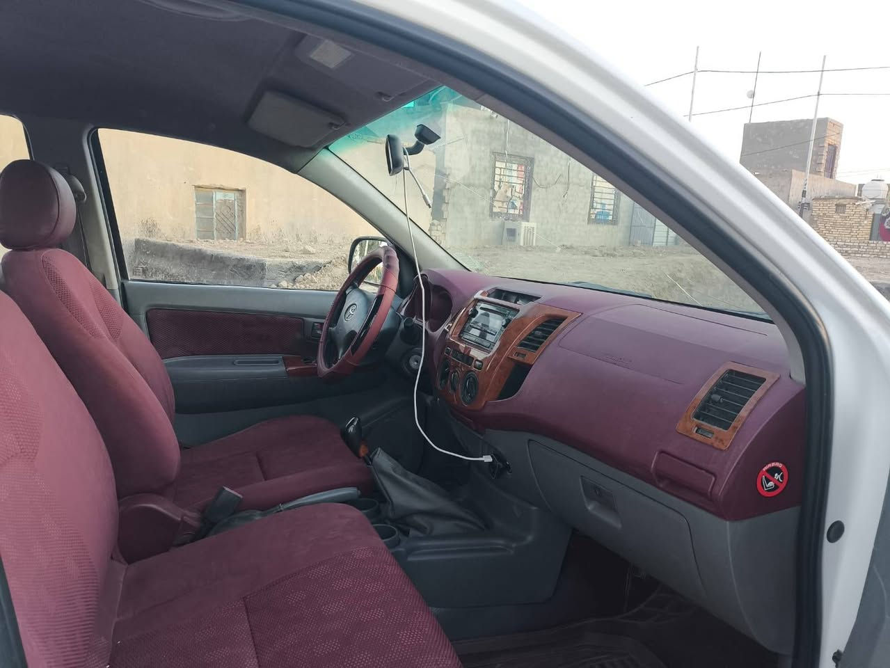 سلام عليكم للبيع بيكم فلونزه مديل 2011 رقم بغداد مشروع وطني تحويل مباشر
ماشيه 250 محرك مامفتوح
جديده سياره مال جناي 
السعر 162 وبيه مجال للشراي
*********** مكلف بنشر خاص ماجاوب
