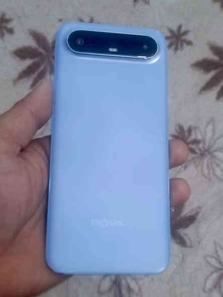 السلام عليكم جهاز للبيع 
اسم الجهاز(تكنو بوفا سلم)  جهاز جديد كلش
ذاكرة 256 +8
كامل ملحقاتة 
بطارية 🔋 5.160
بلشحن انساه
بوبجي 60 فريم دقة تخبل 
سعرة 275 قفل 🔒 بدون عملة 
خاص او ***********
