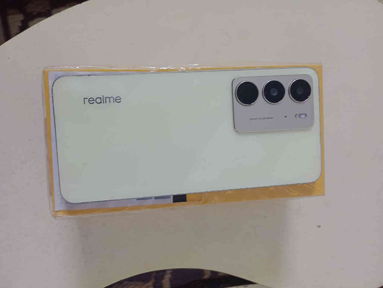 موبايل realme C 75 نضيف ما مفتوح ذاكرة 256 
رام 16 كارتون غراضها وياها اي عيب ما بي 
للبيع السعر 150 الف وبيها مجال مكاني كركوك فيلق 
***********
