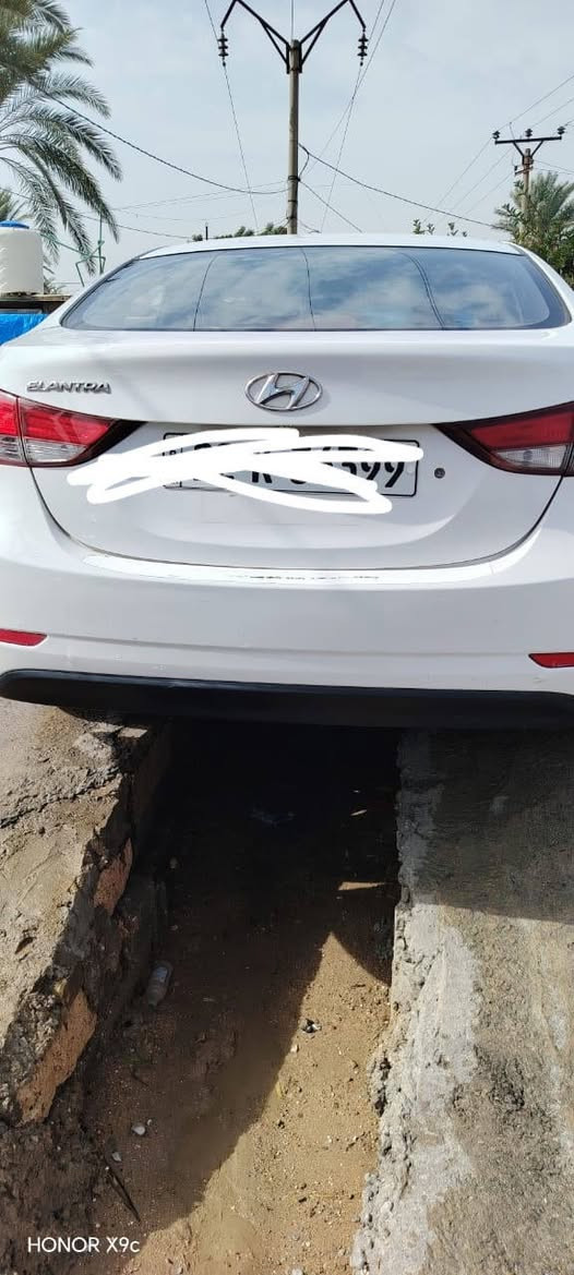 السلام عليكم الانترا للبيع 2016 مكينة 1800 سنوية 2031مكفولة كفالة عامة سيارة خير من الله رقم اربيل مكان السيارة كربلاء ***********
