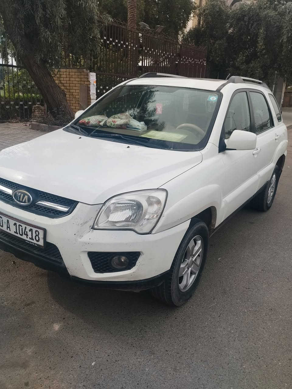 بسم الله الرحمن الرحيم
اللهم صل على محمد وآل محمد 
.................
السلام عليكم 
 سبورتج 2009 خليجي أربع دسك داخل صاج مرغوب
 فتحة شاشة كاملة المواصفات بدون صبغ  
سونار مرفق 
 محرك كير مكفولات من الفتح  تبريد ثلج   
صدر جديد 
دهن كير جديد 
ما بيها اي نقص 
سنوية هزة كله جديد 
السعر 127 وبيها مجال للطيبين 
المكان بعقوبة  ، تقاطع القدس 
***********
