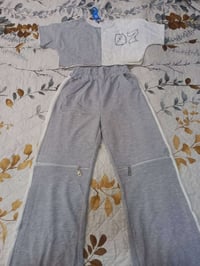 توفر تراك منزلي فصال اجنبي متوفر هاذي الالوان ومتوفر توصيل لباب البيت ...