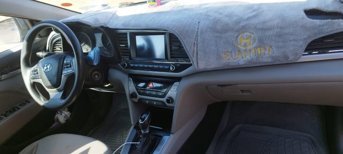 السلام عليكم. مكلف بالنشر النترا 2018 وارد امريكي گير ومكينه مكفولات كل شيء واضح بالصور السعر 115 /البصرة الزبير /للأستفسار وباقي التفاصيل اتصلوا بالرقم 
   ***********
