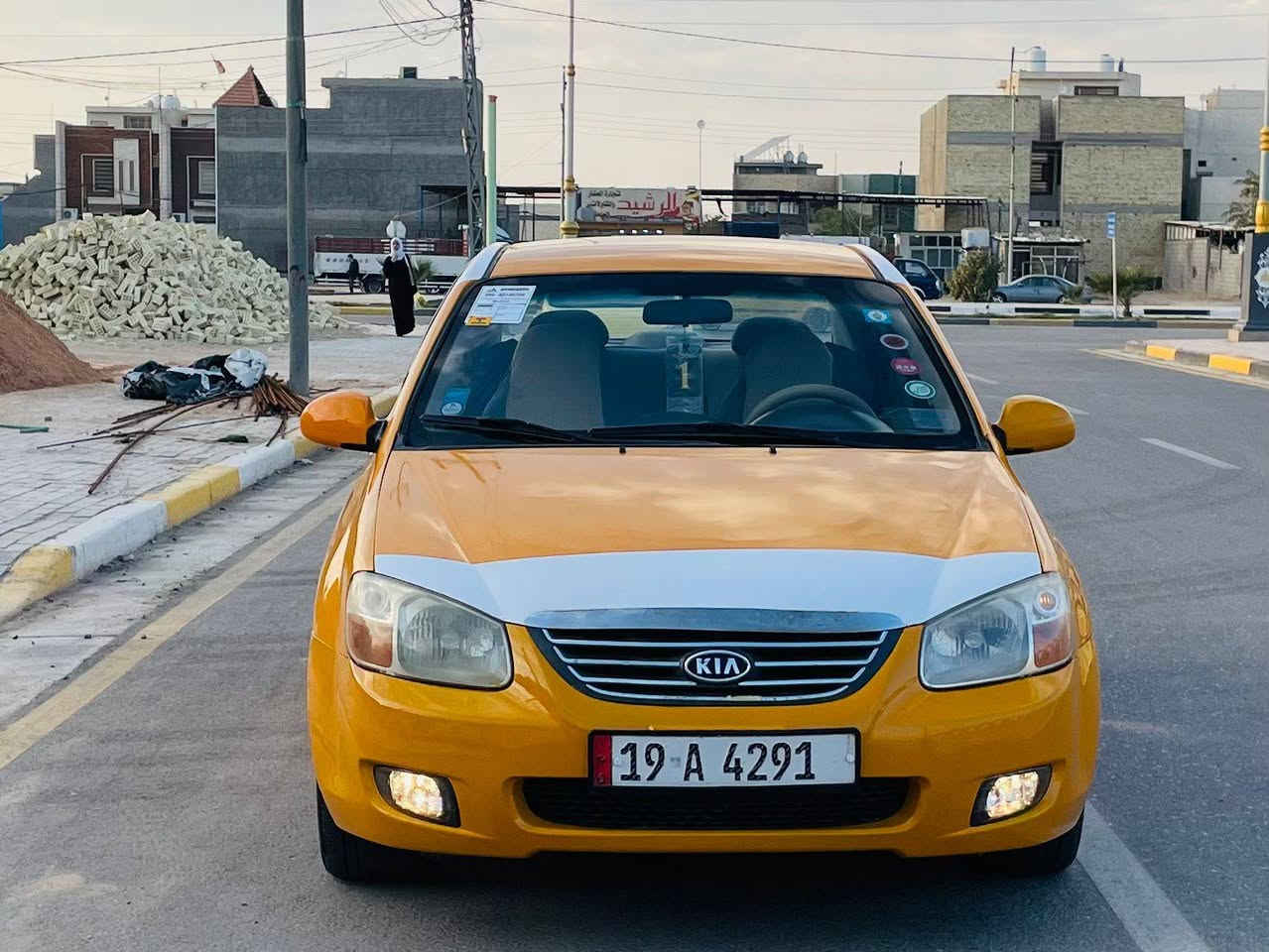 سلام عليكم البيع سبكترا موديل 2009 وأرد امريكي حادث باب والدوسه السايق والباقي مكفوله كفالة عامة اليبل واحد سيارة جديدة وجاهزة من كلشي تبريد ثلج حدادية تخم تاير كير ومكينة 2000 مكفولات سنوية الغاية 2030هيه غرامات مصفره سيارة أحله من صور السعر 82لاستفسار علا رقم *********** مكان سيارة كربلاء مكلف ب نشر
