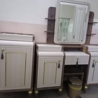 غرفة نوم • ١١ قطعة • مستعمل خفيف