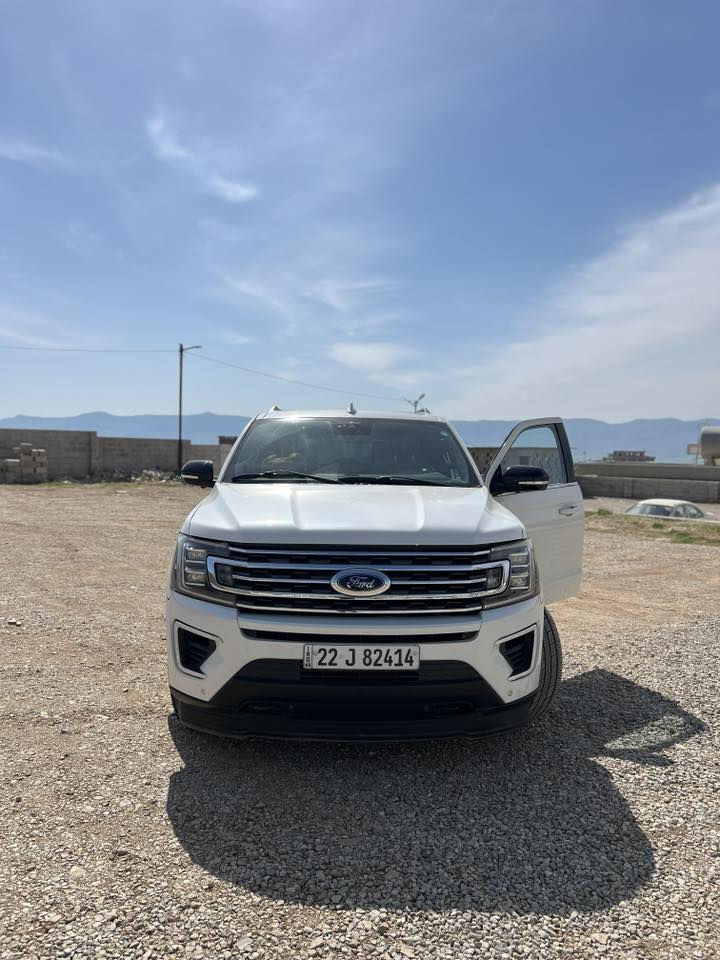 🔥🔥سعر مناسب🔥🔥
فورد اكسبديشن2022 لمتد بلاك ايديشن فوووول فوول ١/١ 
مواسفات معروفة 
ماشي فقد ١٠ الف كم حقيقي  يعني زيروو 
بيها مكانات صبغ 
سنوي رقم جديد بسمي 
محرك ٤٥٠ حصان بلادي ماشاءالله طيارة
اذا مشتري اتصل اني بلخدمتك 
مکانی سلیمانی
***********
***********
فورد ئیکسپدیشن 2022لمتد بلاک ئیدیشن 
10 هەزار کم حەقیقی رۆشتوە 
مواسەفاتي نانوسریت زۆرە قەپات مواسەڤاتە 
جێ جێ بۆیاخی هەیە 
گیر و مەکینەی بەشەرتی ئەوەی لەناو شەریکە سڤر خۆت دەریبکەی ماشاءالله زۆر پاکە 
مەکینەی بیلاد راپتەرە 450 hp
مشتەری تەلەفون  بكە لەخزمەتام 
***********
***********
