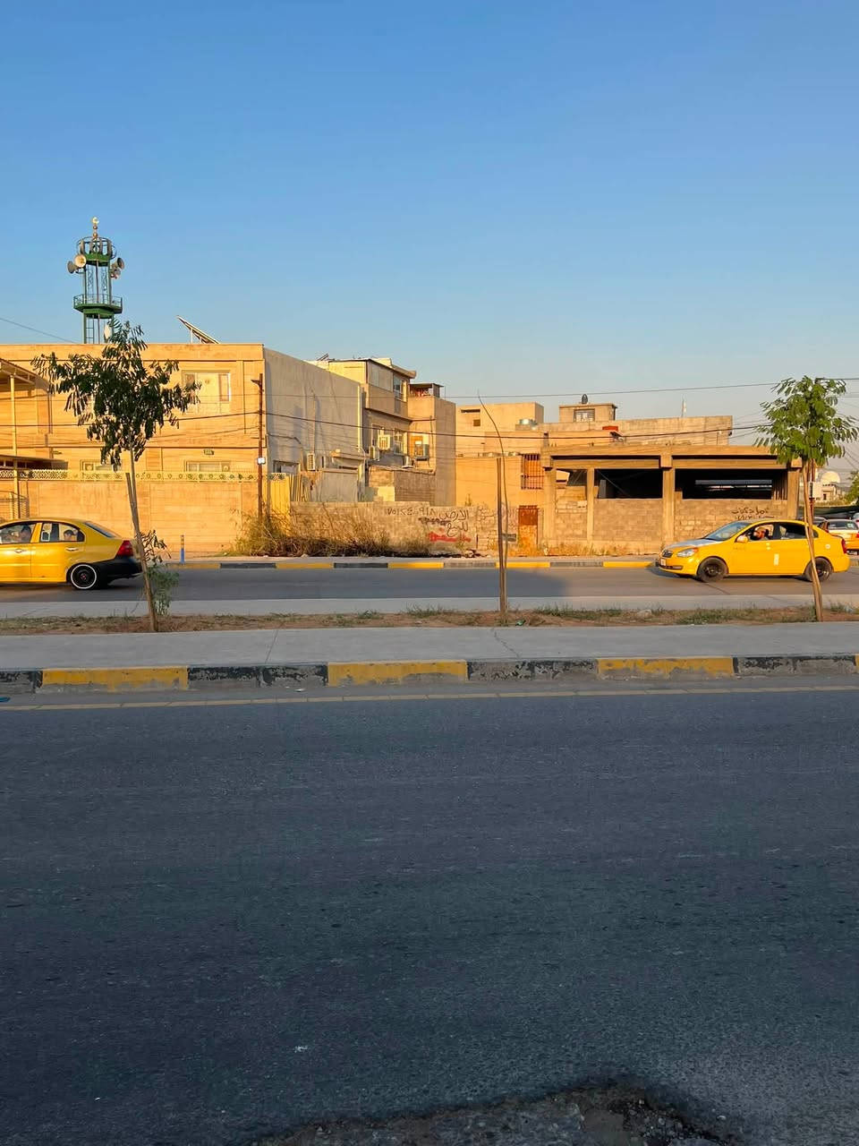 ارض للبيع تجاري ⬇️⬇️

المساحة ٢٣٠ متر اتجاة غروب 📐📐

منطقة الاربجية سايدين جامع الشيخ سعيد النورسي 📃📃

الارض توزيع الاطباء مخصصة بسم شخص قرار ٣١٥..🏢🏢

للاستفسار *********** /***********☎️

مكتب الكوفة
