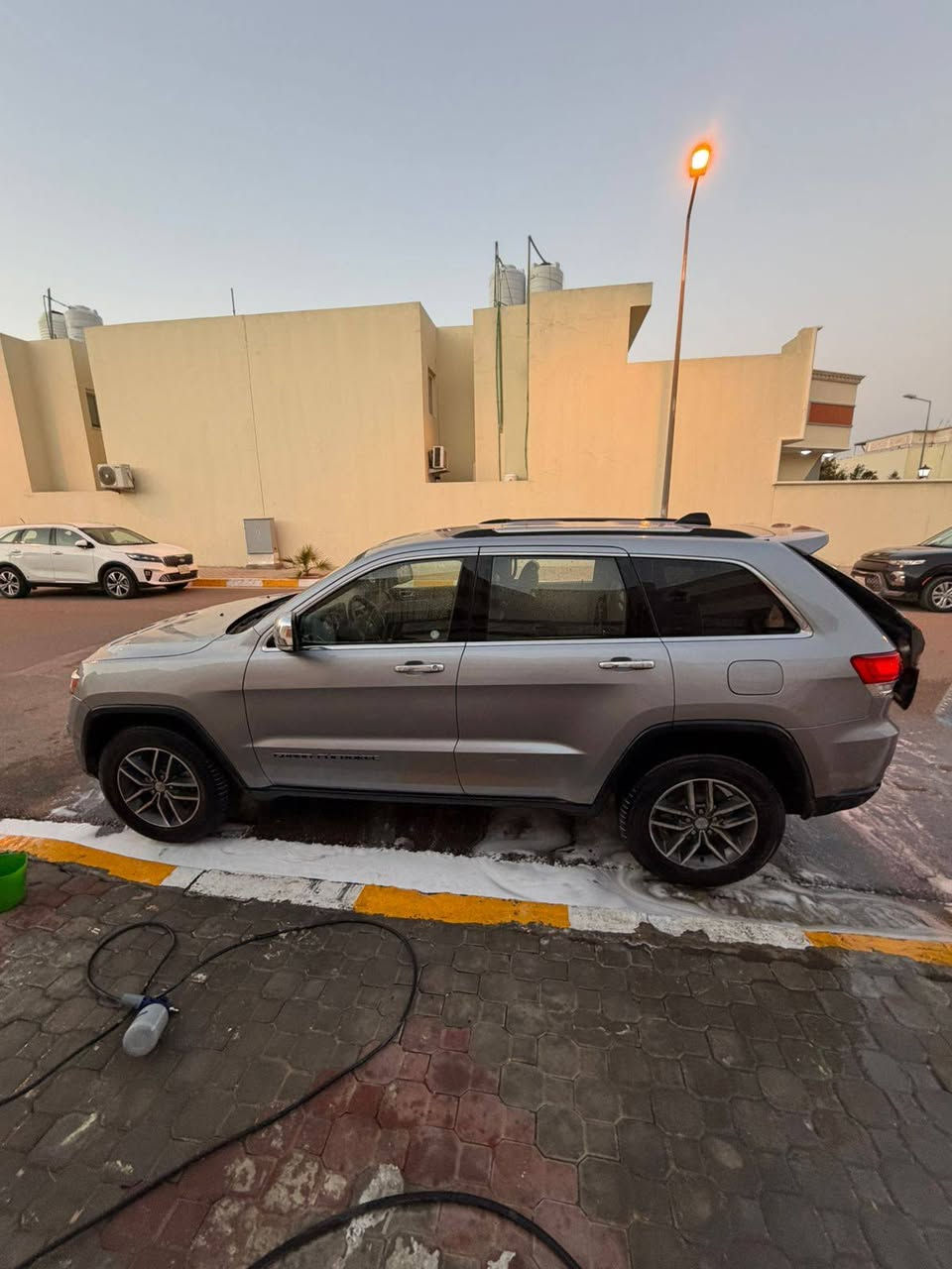 ‎جيب كراند شيروكي مديل ٢٠١٨ نظيفة ماشية ١٢٥ كيلو متر السعر مذكور اقرة التفاصيل‎ البصرة, العراق


**إذا كنت صاحب هذا الإعلان وتريد حذفه لأي سبب، رجاءا أرسل رسالة إلى الدعم الفني**