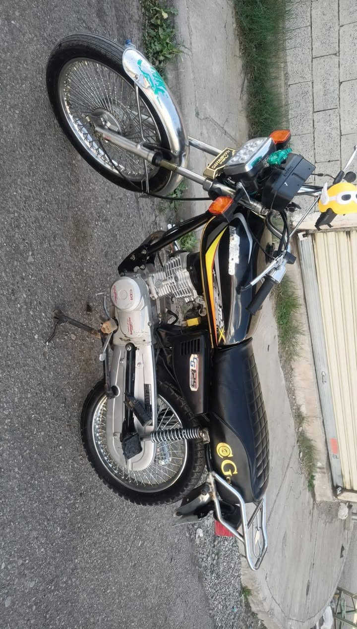 سلام عليكم
دراجه نامي برو للبيع اربعه كير موديل 20 محرك لا صرف ولا بخار قطرت صوت مابيه كهربايات شغاله السعر 400بي مجال للشري*********** مكاني كركوك
