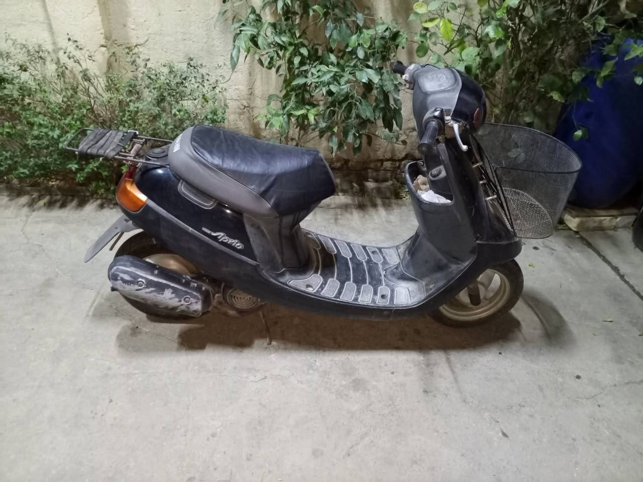 دراجه بطه موديل 99 نضيفه مكفوله مفتوحه مره وحده شرط تجي تفحص وتشوف بعينك مكاني كربلاء 
السعر 250 وبي مجال للشراي 
للاستفسار 
***********
