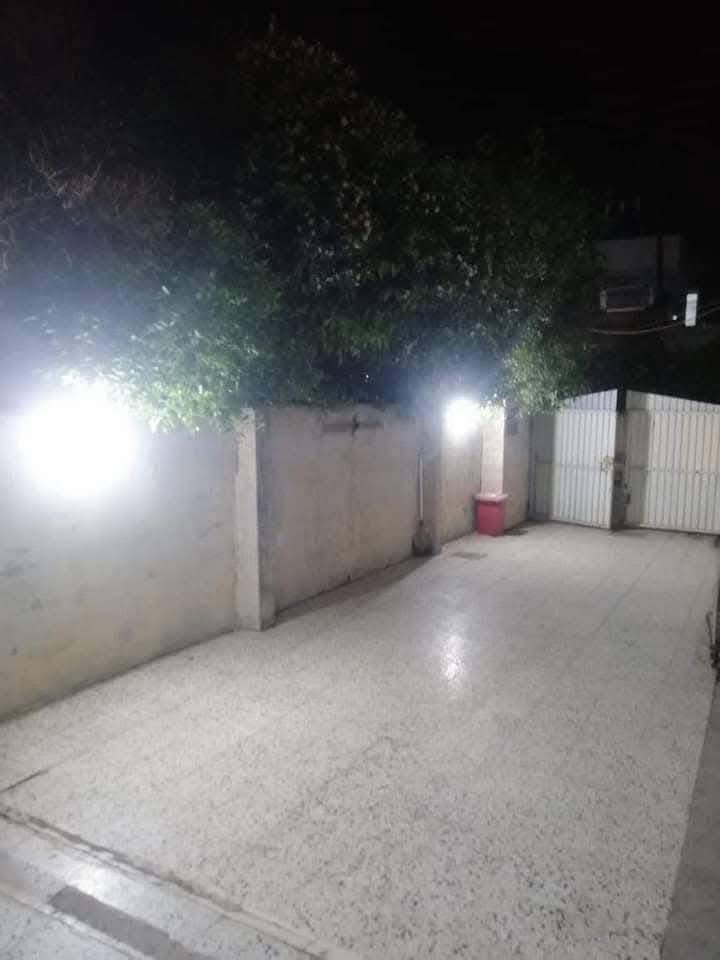 السلام عليكم
بيت للبيع حي البريد ملك صرف مساحة ٣٠١ متر موقع مميز وقريب عالشارع
واجهه١٠،٥ متر
للاستفسار عن السعر الاتصال على الارقام 
***********
***********
الرجاء عدم التواصل عالخاص
