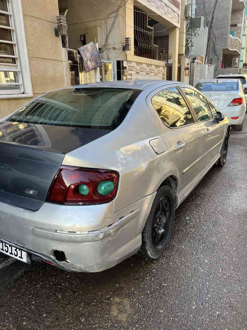 بيجو 407 للبيع
موديل 2009 فول لون رصاصي 
بدون حادث بيها طخات بالجاملغ الامامي 
كاملة المواصفات سلايد روف كير و محرك و حداديه مكفول بشرط سنوية باسمي والرقم الجديد 
مكانها بغداد الجديدة سعر 45 ورقة و بيها مجال بسيط
رقم  ***********
