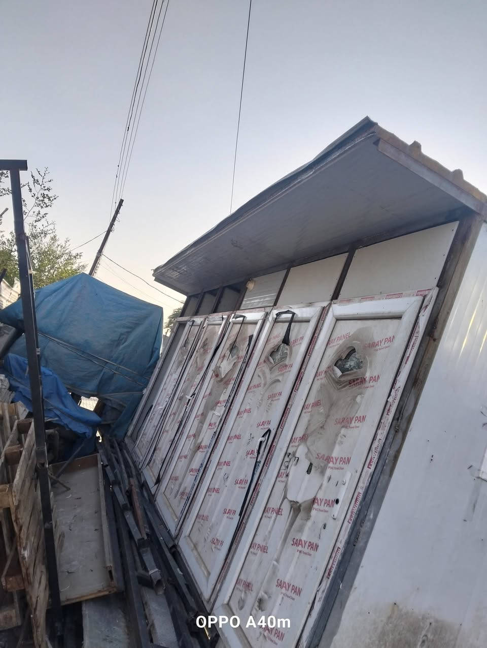 للبيع حمامات 3 وصحيات 3 المكان بغداد حي العامل ***********
