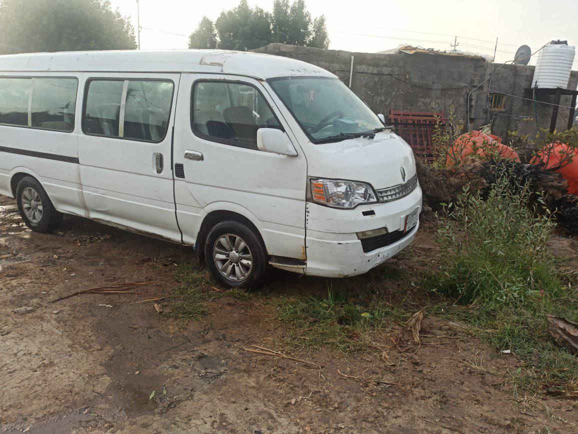 من رخصت الادمن جمبي ناصي 14 راكب رقم بصره شرط التحويل جاهزه مكينه وكير كفاله غرفه نظيفه كشر بيه معجون بسيط سعره 67 وبيه مجال اتصل على رقم ***********
