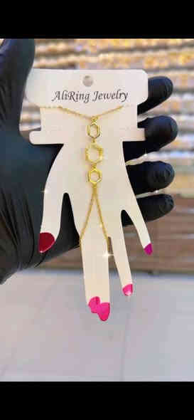 شباحي ذهب برازيلي 
ضمان حقيقي طلاء ثابت 
يوجدون خدمة توصيل 🚚 
الكل العرق 
التواصل على البيج
او على واتساب ***********
