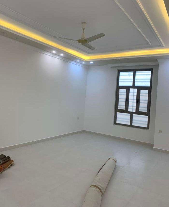 شقه ضمن بيت باب معزول موقع ممتاز
1تحتوي غرفه صاله مطبخ موثث مع انترنت
2بنّاء حديث ديلوكس اجار 650
#ملاحظه لعملائنا الكرام يتوفر لدينا بيوت
وشقق تجاريه وسكن عائلي
للاستفسار
***********-***********
