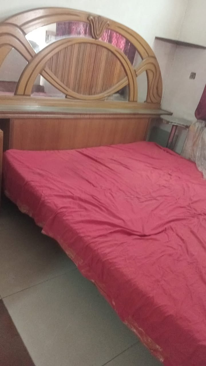 غرفه توصا
جربايه وكومديات وزاويه سعر 350 وبيها مجال


**إذا كنت صاحب هذا الإعلان وتريد حذفه لأي سبب، رجاءا أرسل رسالة إلى الدعم الفني**