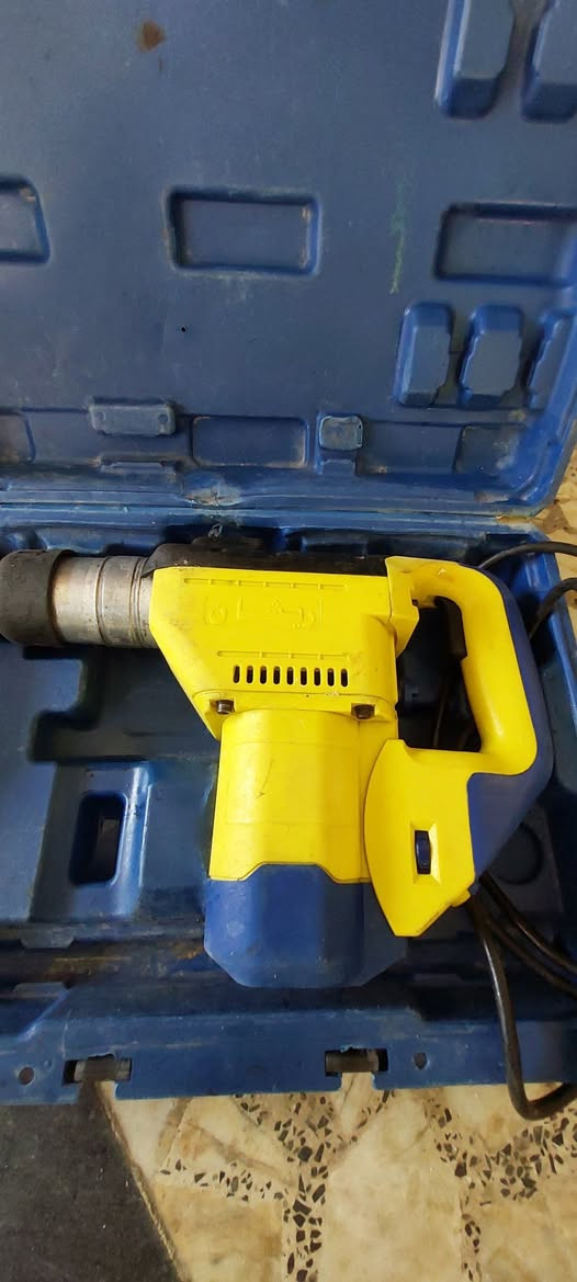 غراض كلمن وسعره المكان النجف ***********
