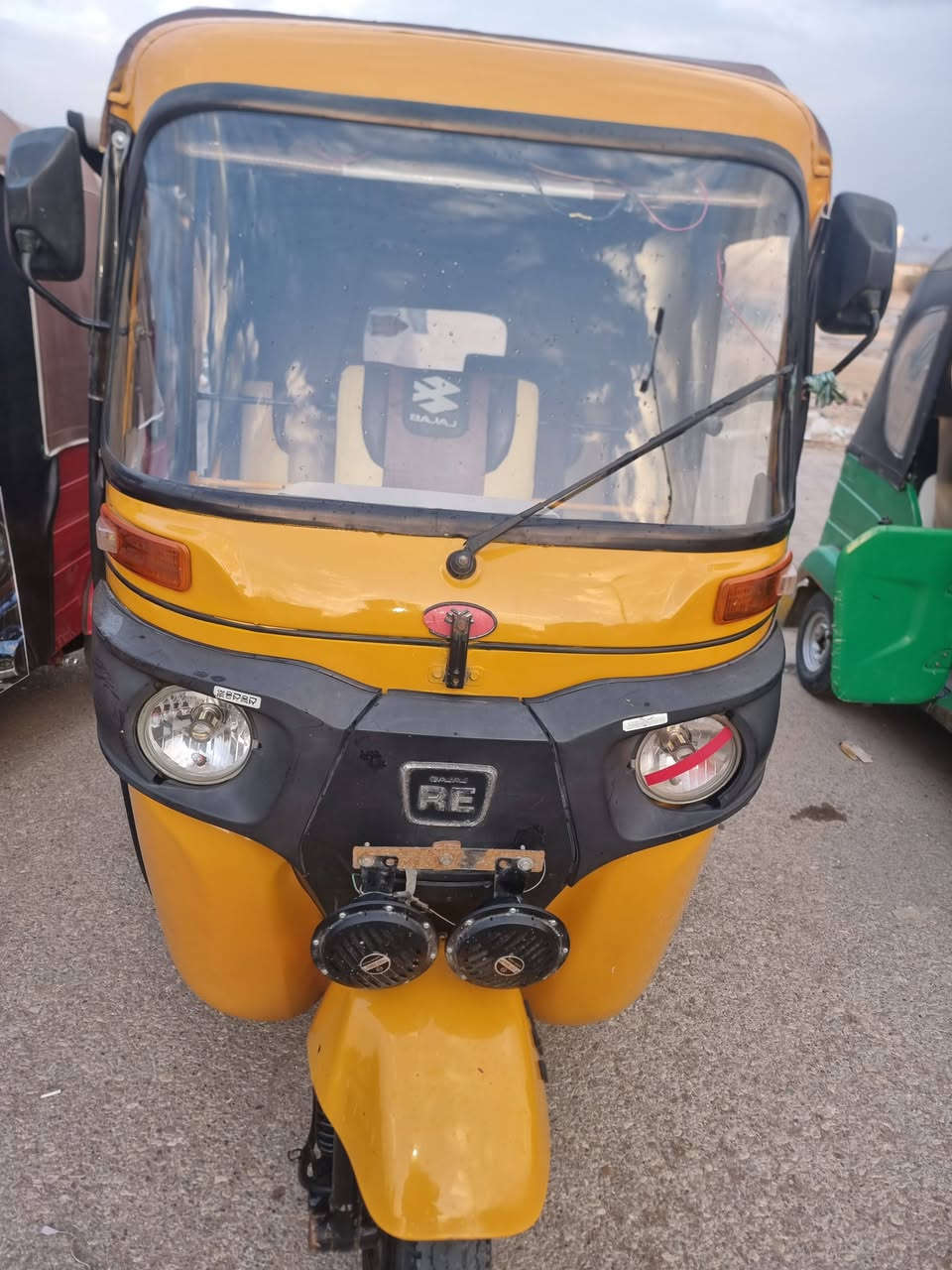 تكتك للبيع موديل ٢١ اوراق ***********
