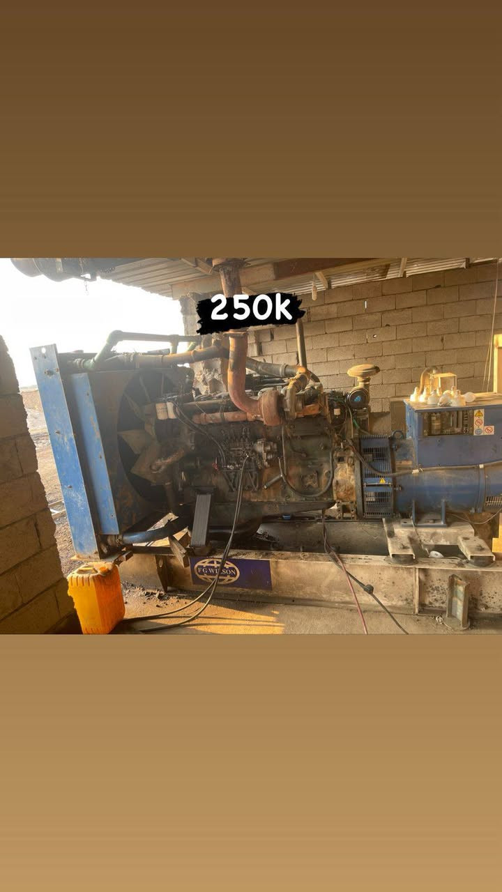 ارض زراعية طابو صرف ملك خاص
25 دونم تحتوي ع حقول عدد 6 أوتوماتيك سندويج + طابوك + معمل علف جرش وكبس خاص بالحقول + 4 مولدات جدد كبار محولة خاصه بيت كامل مكتب ادارة 
الحقول مجازة بياض لاستيعاب 50 الف 
البيع ع الدونم 
الموقع بين العزيزية والحفرية 400 متر ع شارع العام 
لاستفسار ***********
