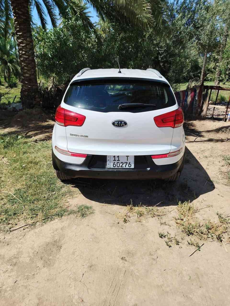للبيع سبورتج موديل 17 لون ابيض خليجي مواصفات نص فول محرك 2400 دوش بيهه قطعتين تبديل اصلي بدون صبغ رقم بغداد داخله هزه وفحص جديد بسمنه ماشيه 148 الف كير محرك كفاله مكانهه واسط الكوت السعر  148    ***********.   ***********
