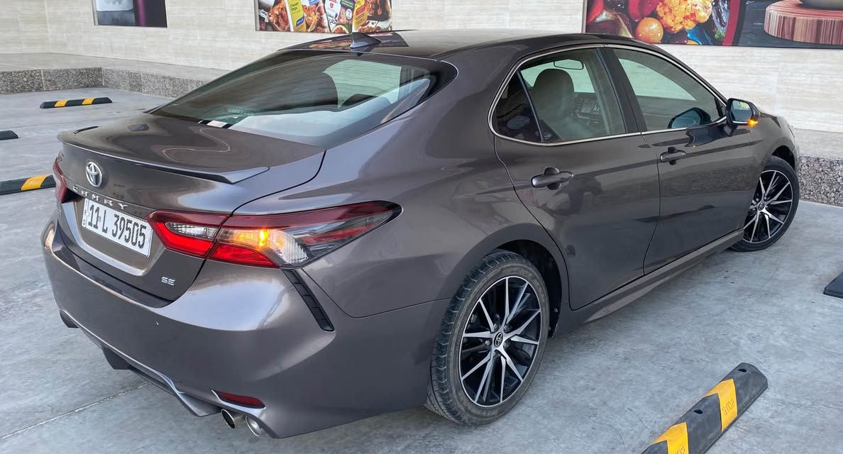 تويوتا كامري 2024 SE
رقم بغداد مشروع وطني 
محرك ٢٥٠٠ بانزين 
مقاعد جلد
كرسي سائق كهرباء
ويل ١٨
شاشه كاميرا تحكمات
ماشيه ٥٠ الف حقيقي 
بيه صبغ جاملغ وبنيد بدون دواخل 
السياره جاهزه من كلشي 
السعر 195$  وبيه مجال بسيط 
للاستفسار ***********
مكان السياره بغداد العامرية بغداد, العراق
