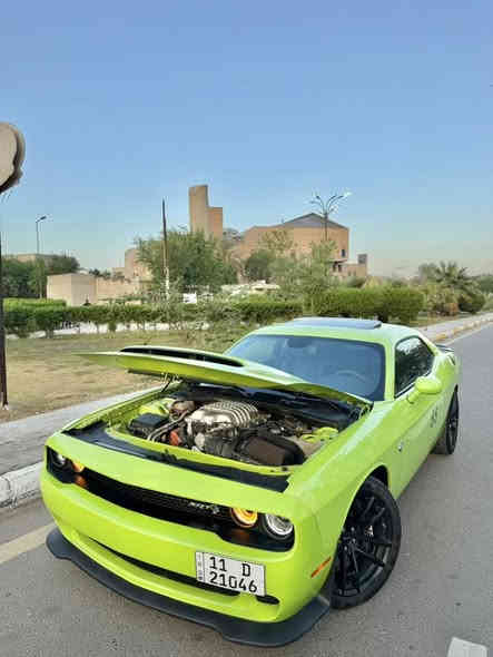 جالنجر هيلكات جلبريك 2023 لاست كول
غنيه عن التعريف 717 حصان🐎 طياره ارضيه السياره كلش جديده والوحيده بلعراق🥇للبيع فقط 
لون مميز تفاحي 🍏🍏
ممشى السياره 7 الاف مايل بعدها زيرو
وارد امريكي مستوردها ع ايدي واستخدام شخصي دخول جديد 3 قطع صبغ بنيد وجاملغ وباب صفحه صدر 

السياره مغلفه ppf من امريكا 
فول مواصفات للاخير سلايد كشنات جلد تدفئه تبريد تفدئه ستيرن رادرات جانبيه 
سستم هارمن كاردن
السياره ستوك ع وضع شركه حته اكزوز ما مبدل كله وكاله ع وضع شركه بدون برمجة بدون اي تعديل حداديه صدر كير مكينه كفالة عامه بشرط
كل التصليح والقطع المبدله تفصيخ + شركه مابيها اي قطعه تجاريه مناقصها اي شي 

5 انظمة قياده بيها
١-TRACK نظام حلبة مطارح 
٢-SPORT درفت واستعراض حر
٣-Custom نظام انت تخلي اعدادتك للسياره
٤-Auto نظام سايقة طبيعيه
٥-echo نظام اقتصادي
دبلات تفاعليه ويه كل نضام 

السعر 425 وبيها مجال
 للاتصال ***********
