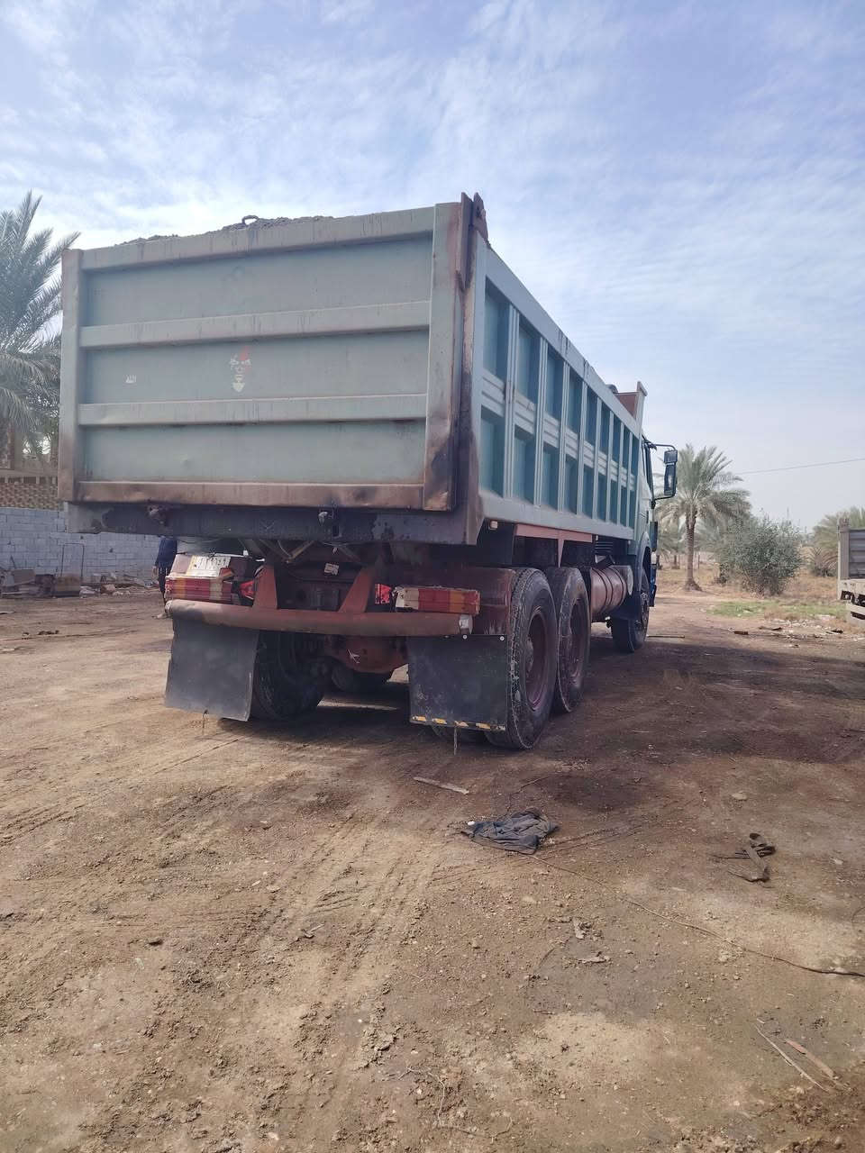 سِـلَأّمً عٌلَيِّکْمً
سيارة للبيع 
العنوان حلة قرب معمل غاز الحلة الحكومي 
الستفسار 
***********
