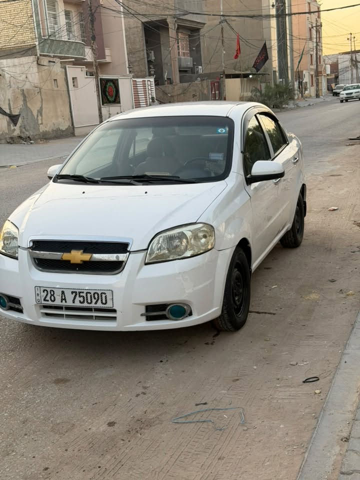 سلام عليكم أفيو ٢٠١٠ 
رقم انكليزي ابسمي 
مكفوله من ضربه صبغ حزام فقط 
تبريد شغال 
مكينه بيه خيط بخار بصيط 
مكانه نجف عسكري كبل 
السعر انتصل عل رقم ***********

