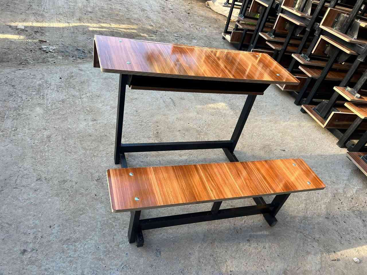 يعلن معمل الميار استعداده
لتجهيز كافه المدارس والمعاهد الاهليه والحكوميه بالرحلات المدرسيه والجامعيه والسبورات  والكراسي الجامعيه بكافة القياسات وكافة الالوان حسب طلب الزبون والاسعار تنافسيه .للطلب والاستفسار يرجى مراسله الصفحه
او الاتصال على الرقم..***********
او زورونا في موقعنا في 
بغداد / الشورجه / شارع الامين
التوصيل لجيمع انحاء العراق
ملاحظه جملة فقط
