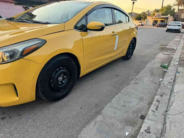 كيا فورتي للبيع موديل 2017 وارد امريكي حادثها بنيد وجاملق بدون دواخل السياره اليبل واحد مكينه 2000 دوش مكينه وكير مامفتوحات بلاديات لاصرف ولا تبخير  مواصفات فول  ماعده الفتحه بصمه شاشه كامره تكمات اشاير بلمري مري شفط ماصده لد بكلايت لد صدر امامي وخلفي جديد تخم تاير جديد تبريد تتفئه رقم بغداد الدولي الجديد هزه وسنويه 2028 السياره بدون ايرباك  السعر 120 قفل بدون مراوس لاستفسار على الرقم *********** عنوان بغداد البلديات
