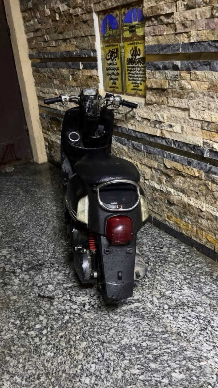 بوليسي دراجه للبيع مكان بغداد الدوره اي نقص مابيه دراجه نكره سلف السعر ٤٥٠ قفل.     ***********
