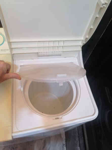 غساله ياباني اصلي 12ك  نظيفة جدا بلادية بدون نصليح او عطل
190 الف بيها مجال بسيط .الرمادي جمعية 
***********
