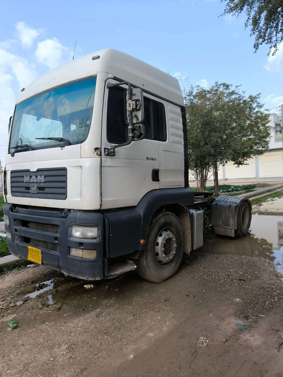 بۆ فرۆشتن
سعر٦٦ کەمێ مەجال
***********
