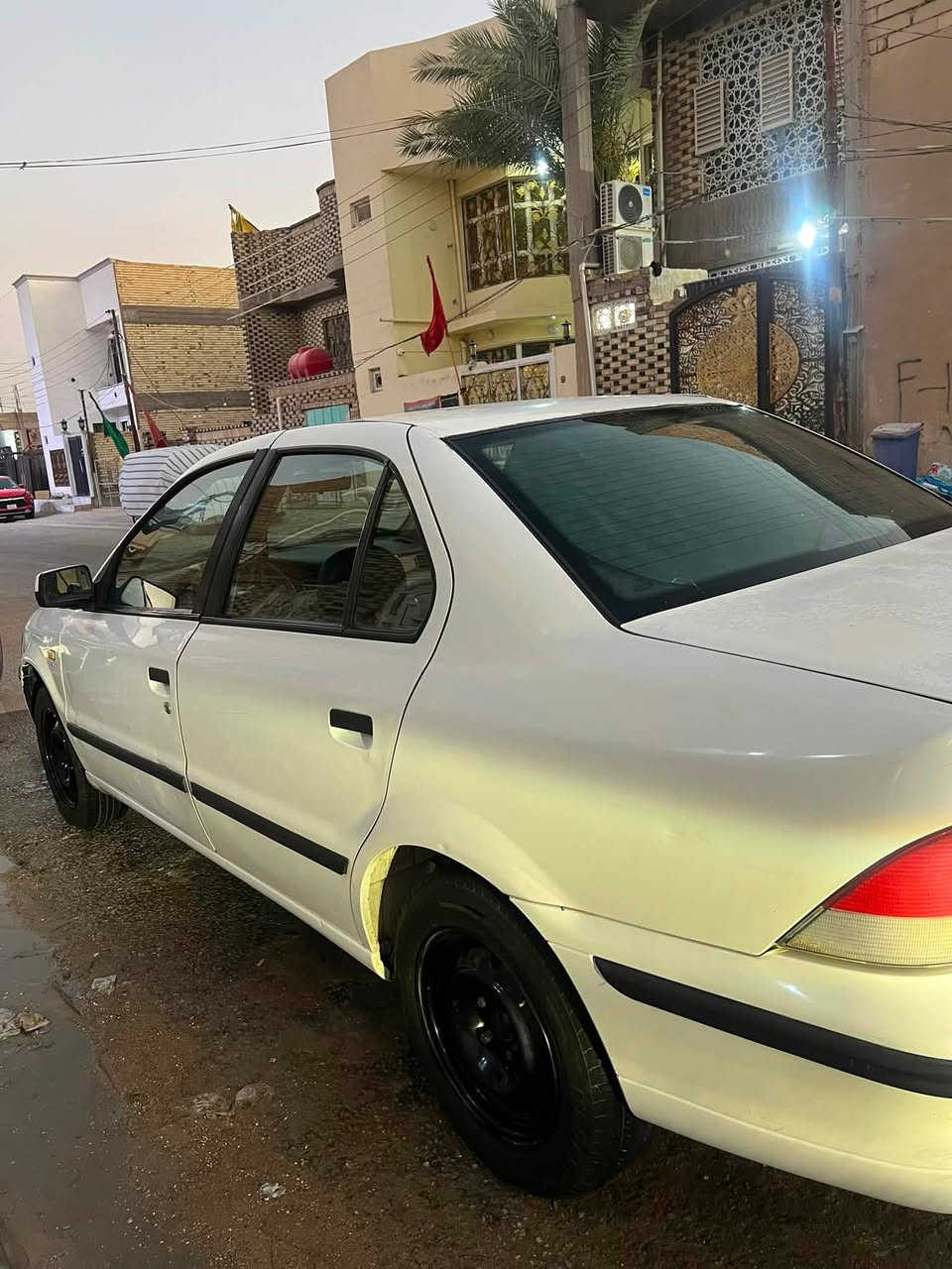 سمند 2012 رقم نجف دولي بأسمي شرط المداور سنوية 2029بيها بابين مصبوغات فقط والباقي مكفول مكينة وكير وحداديه جاهزات تبريد ثلج كشنات وارضيه نحله سفريات السعر 44وبيها مجال مكاني نجف حي المكرمة رقمي ***********
