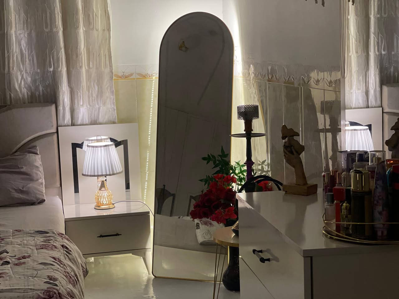 سلام عليكم رمضان كريم
غرفة نوم تركي 7 قطع نظافه 100‎%‎ بدون اي خلل ولامره مفتوحه سابقا قبل شهر من اخذته مكانه حله شارع 80 
سعره 500 الف وبيه مجال حك جيه 
***********
