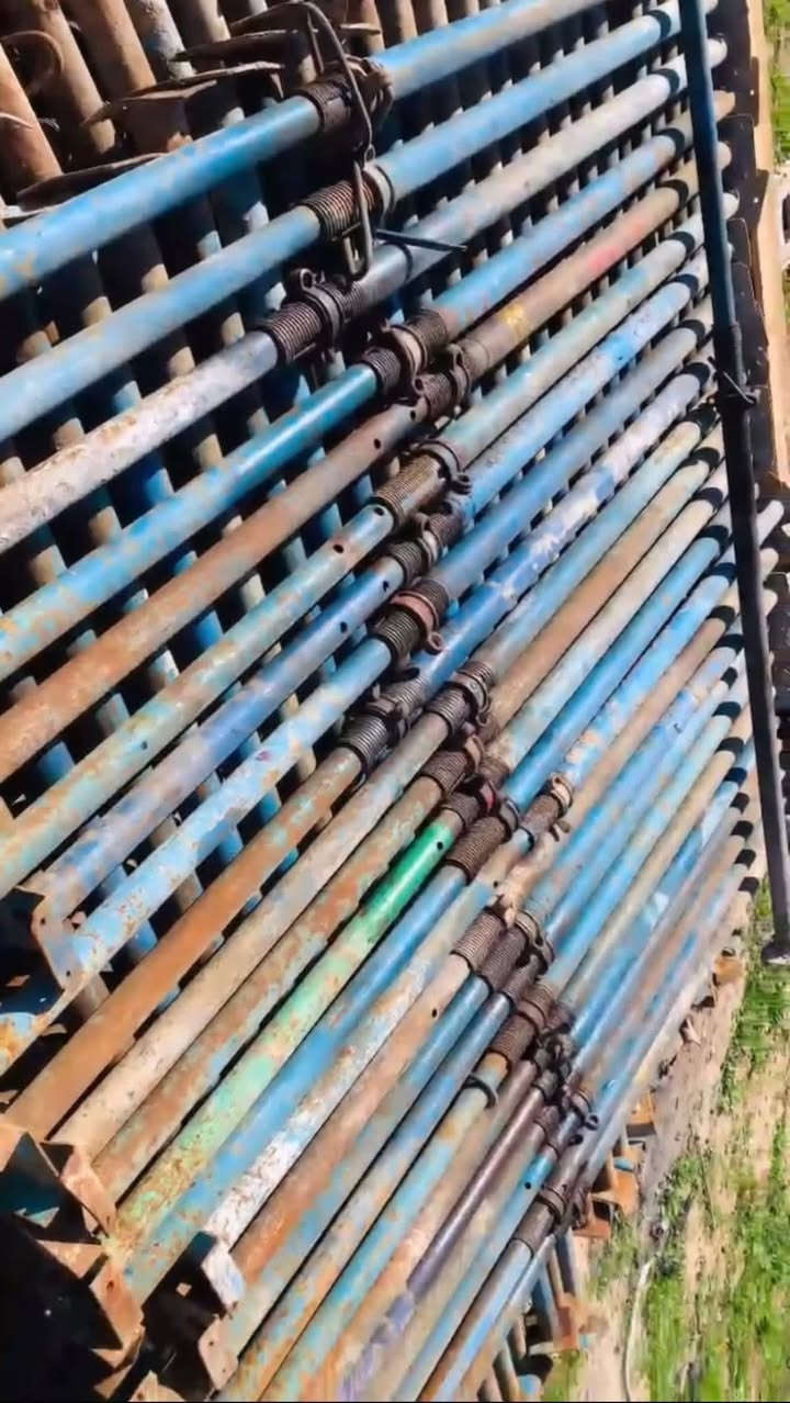 جكات للبيع 4 متر السعر ١٥ الف 
عنوان جنوب الموصل ***********
