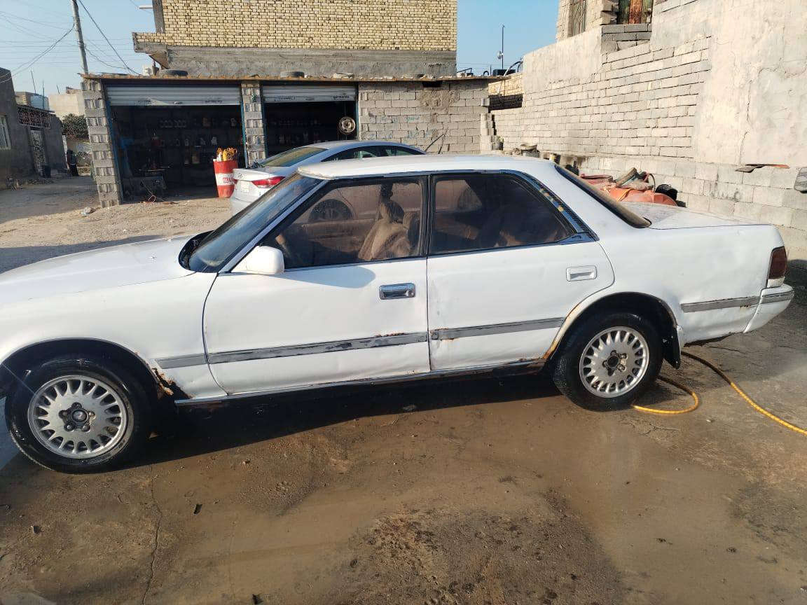 سلام عليكم
شيزر للبيع رقم بغداد سنويه ل 27 مكينه وكير ونجي  حداديه تخم تاير جديد 

السعر 33وبيه مجال  ***********
