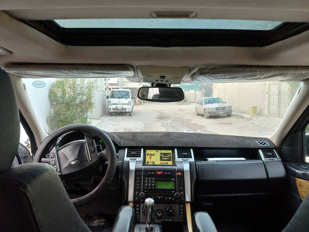 رەنج 2006 کرایتە 2013
لێدان سبوغ  هیچی نیە
بەناوکردن بەشەرت  9وەرەقە،غرامەی لەسەرە دەگەرێتەوە
گئر مەکینە کارەبایەت بەشەرت 8 پستن سوپەر چارج 
فول مواسەفات 
بۆ زانیاری زیاتر نامەبنئرە أربيل, العراق


**إذا كنت صاحب هذا الإعلان وتريد حذفه لأي سبب، رجاءا أرسل رسالة إلى الدعم الفني**