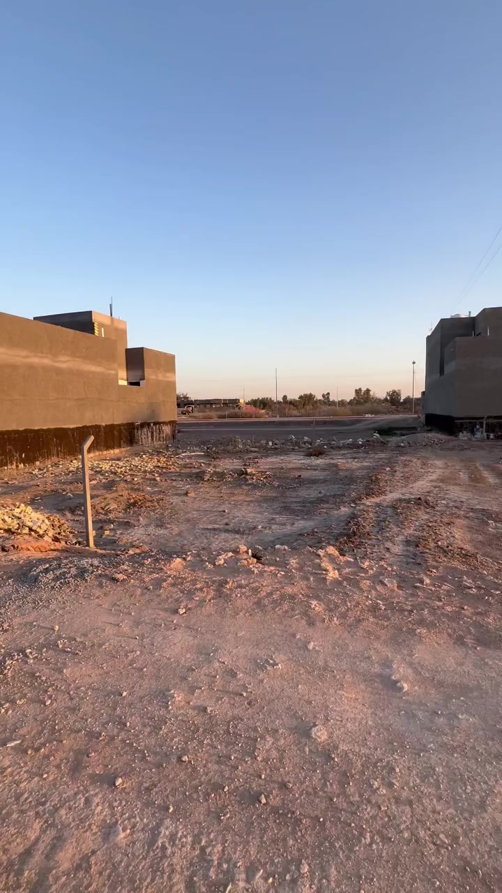 #للبيع @

 قطعة أرض طابو زراعي سند ٢٥ تحويل مباشر بأسم المشتري 
مساحه  270متر 🏡
شارع ١٠ متر 🏡
تتوفر فيها جميع الخدمات من ماء وكهرباء وتبليط 🏡
الموقع المحاويل ملحق حي النور 

🌿🌿🌿🌿🌿🌿🌿🌿🌿🌿🌿🌿🌿
#للإستفسار اكثر او معرفة السعر يرجى مراسلتنا او  الاتصال على الارقام التاليه او زياره #مكتب #عقارات #اراضي #المحاويل الكائن في قضاء المحاويل حي ١٧ قرب #مقهى الصياد القديم 

***********/ *********** ابواسد
