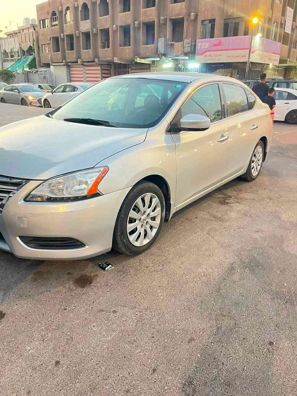السلام عليكم نيسان سنترا 2013 وارد امريكي حادثهة 3 قطع بنيد وجاملغ ايمن وباب ايمن بدون دواخل السيارة جاهزة ما بيهة اي نقص صدر جديد ادامة جديدة السعر 89 وبيهة مجال مكانهة بغداد للاستفسار الاتصال *********** السيارة احلى من الصور بهواي
